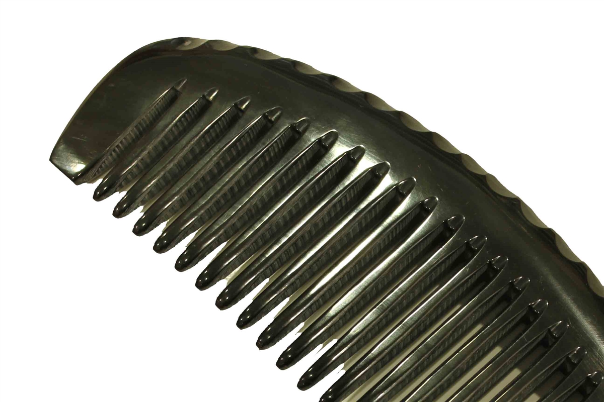 Large Buffalo Horn & Beard Comb with Round Back Wide Tooth HC001
